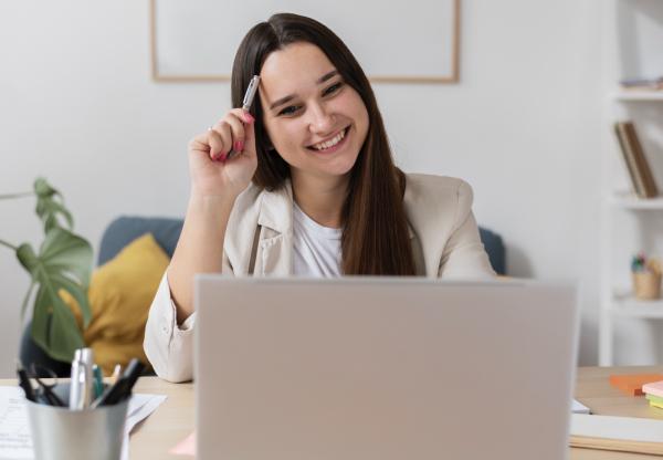 Emprender en digital: 350 colombianos se forman gratis con Ecommerce Pro